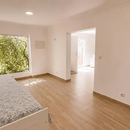 Villa With Pool - 1 Km From Rosário - 30 Min From Airport *