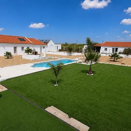 Villa With Pool - 1 Km From Rosário - 30 Min From Airport *