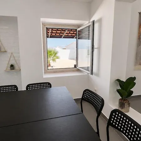 With Pool - 1 Km From Rosário - 30 Min From Airport