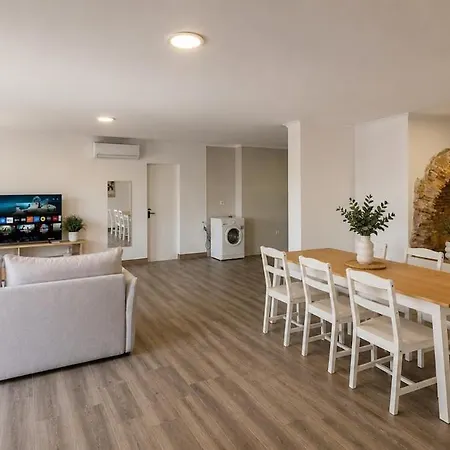 Villa With Pool - 1 Km From Rosário - 30 Min From Airport